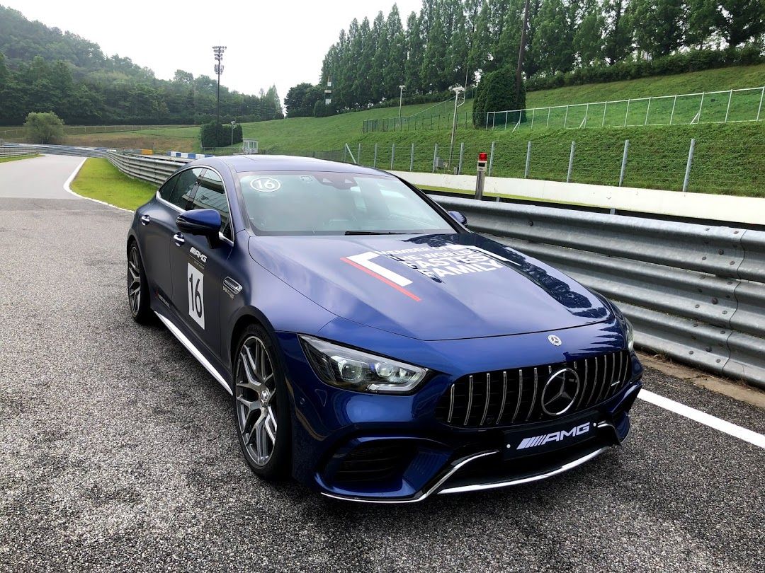 MERCEDES-AMG GT63S