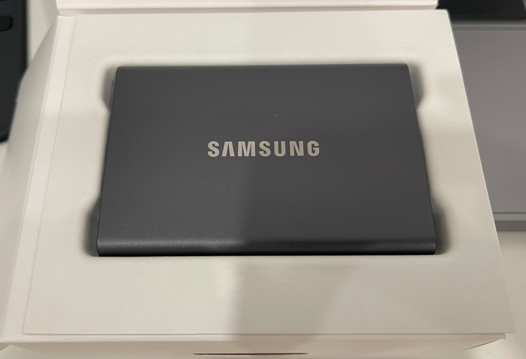 삼성 Portable SSD T7