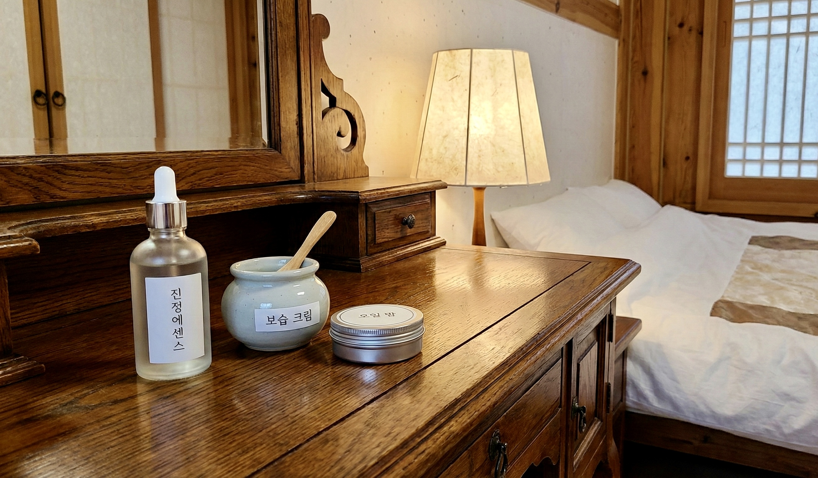 수분 → 유분 → 마무리 보호막 순서로 바르는 루틴